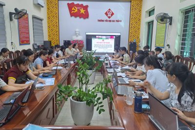 TRƯỜNG TIỂU HỌC GIA TRẤN B THAM GIA BỒI DƯỠNG THƯỜNG XUYÊN